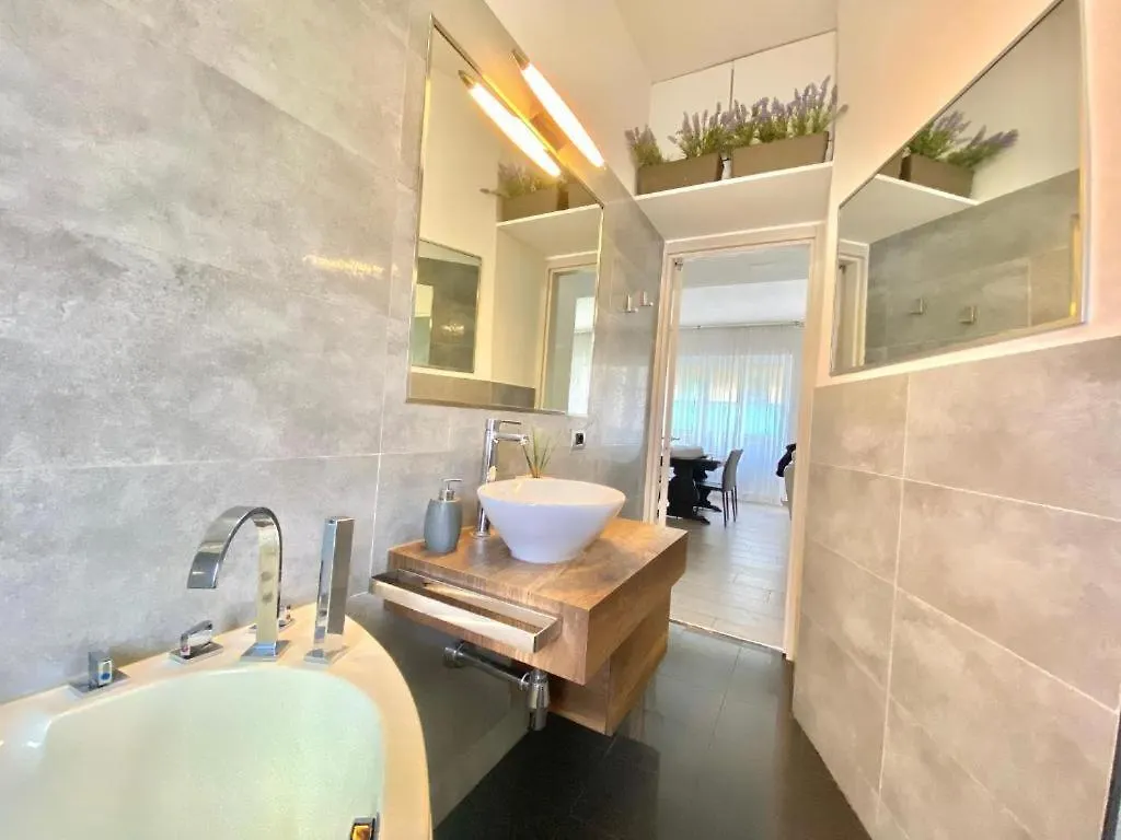 Apartament Fontanili House Mediolan