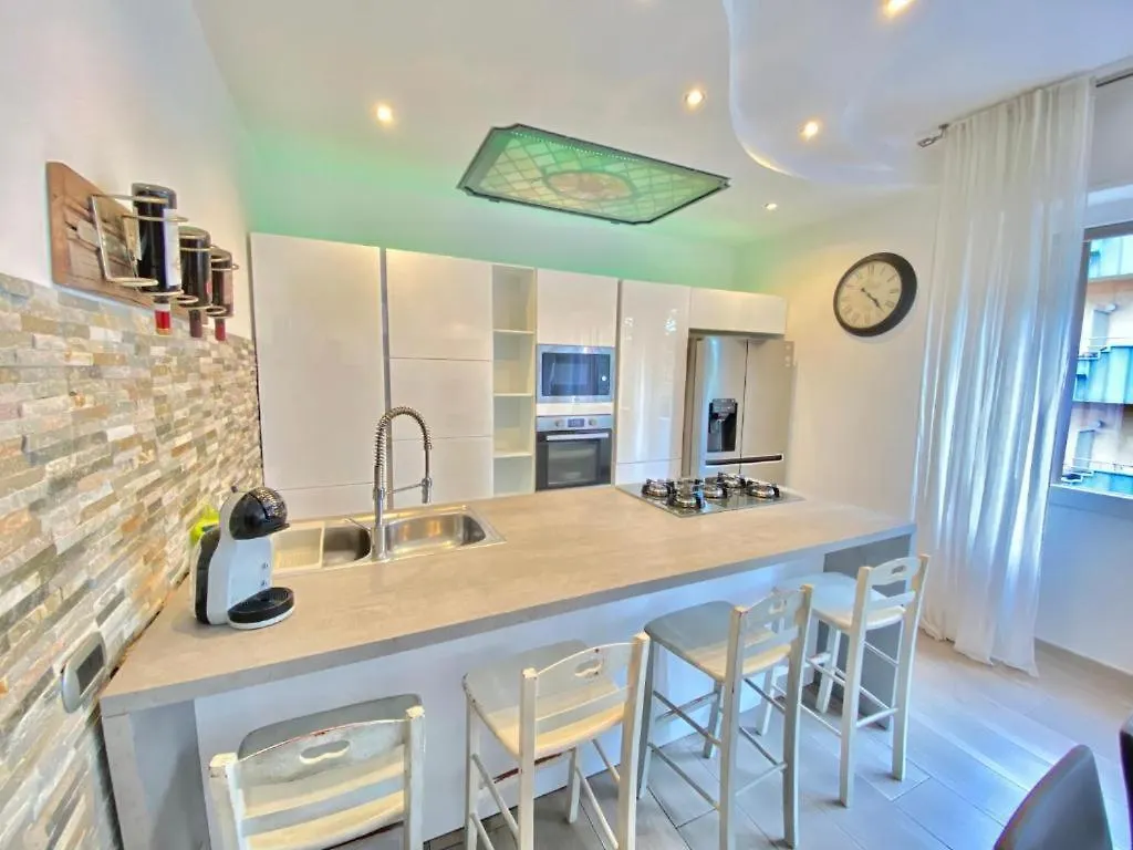 Apartament Fontanili House Mediolan